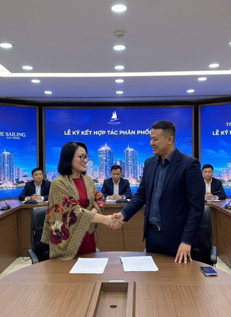 Lễ ký kết hợp tác phân phối giữa Công ty Nhà ở ngay Reco và Sailing Nha Trang